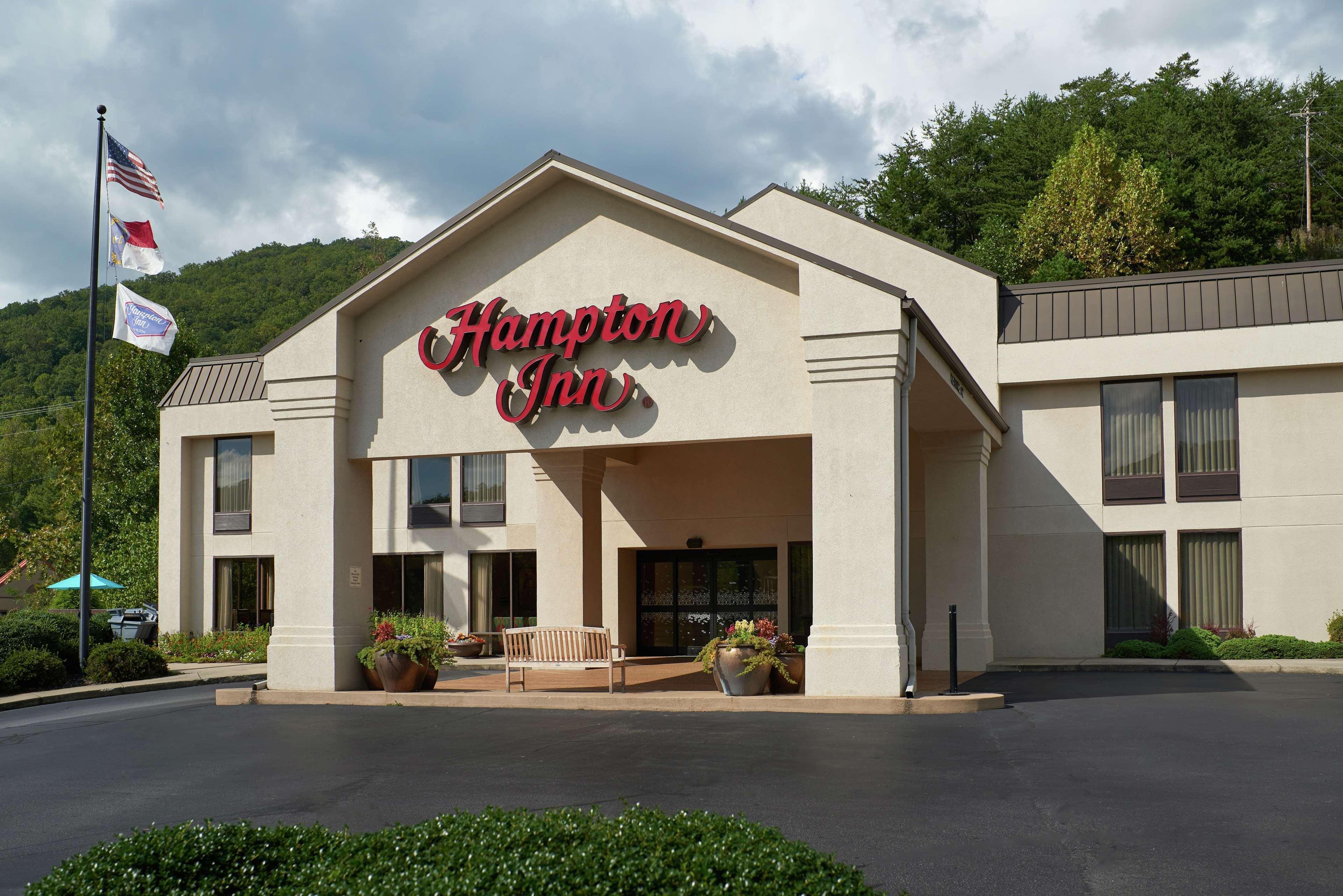 Hampton Inn By Hilton Cherokee Exterior foto